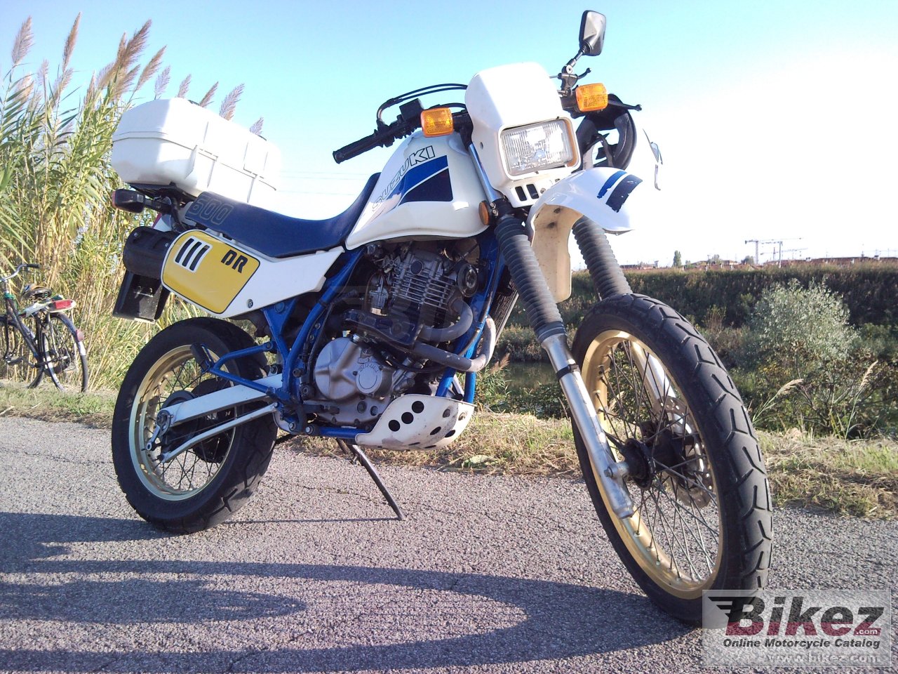 Big  dr 600 s picture and wallpaper from Bikez.com